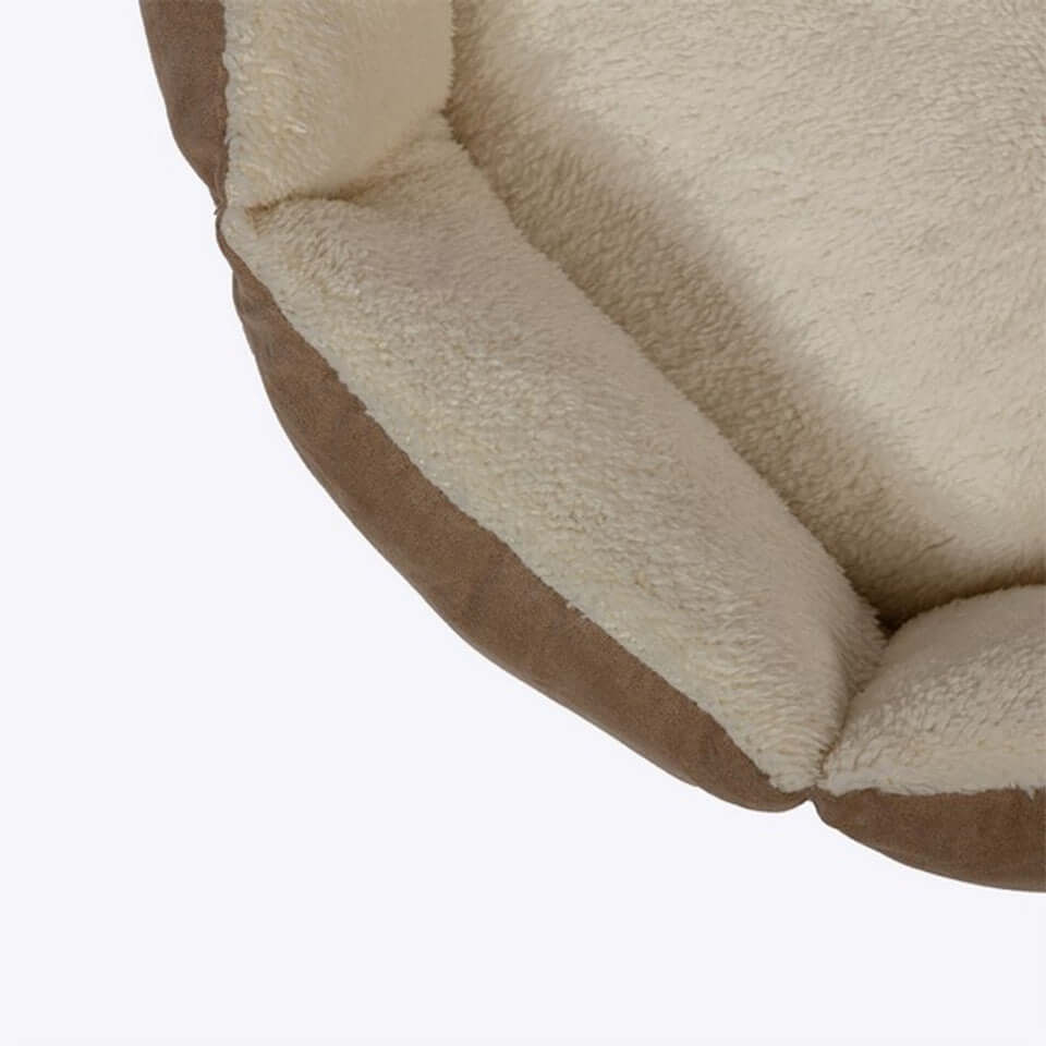 close up of the danish essentials quilted dog bed